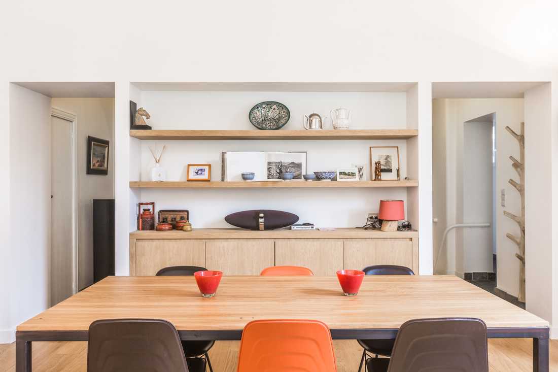 Salle à manger aménagée par un architecte d'intérieur à Biarritz