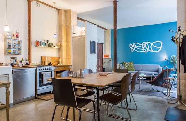 Relooking d'un appartement - loft en rez-de-chaussée par un décorateur d'intérieur à Biarritz