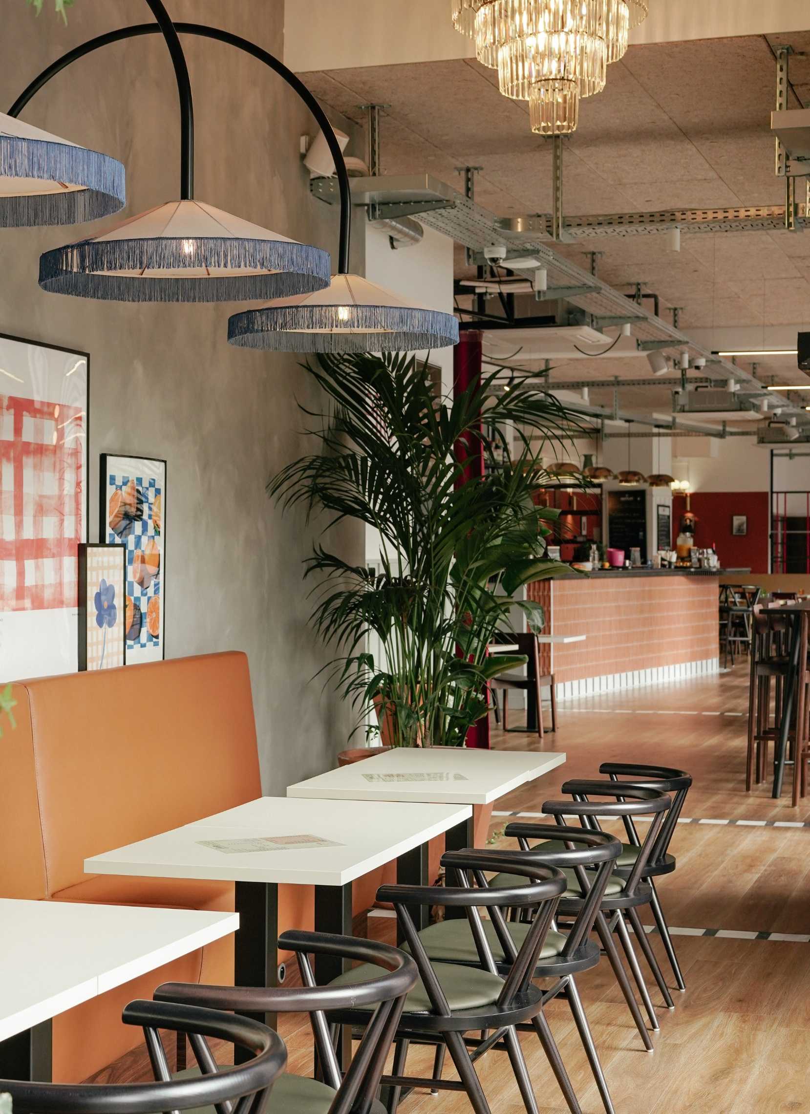 Restaurant design by an architect specialized in commercial architecture