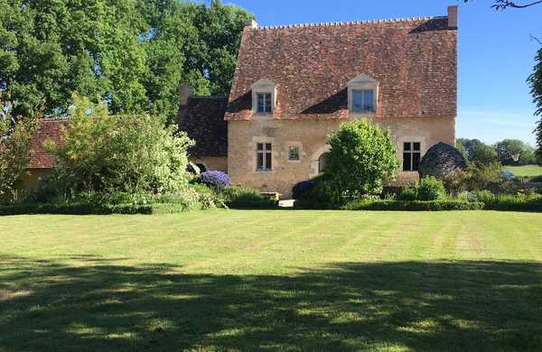 Jardin de villégiature d'une maison du XVIe siècle