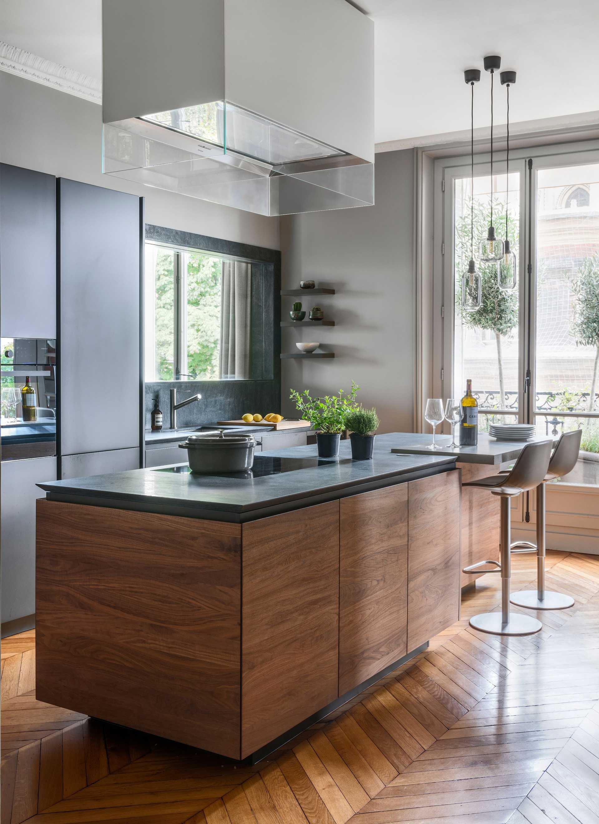 Interior renovation of an apartment in Biarritz by an interior designer