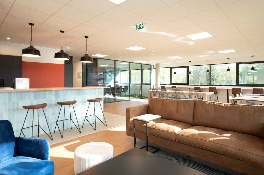 Architecture tertiaire : aménagement intérieur des locaux de votre entreprise dans les Pyrénées-Atlantiques